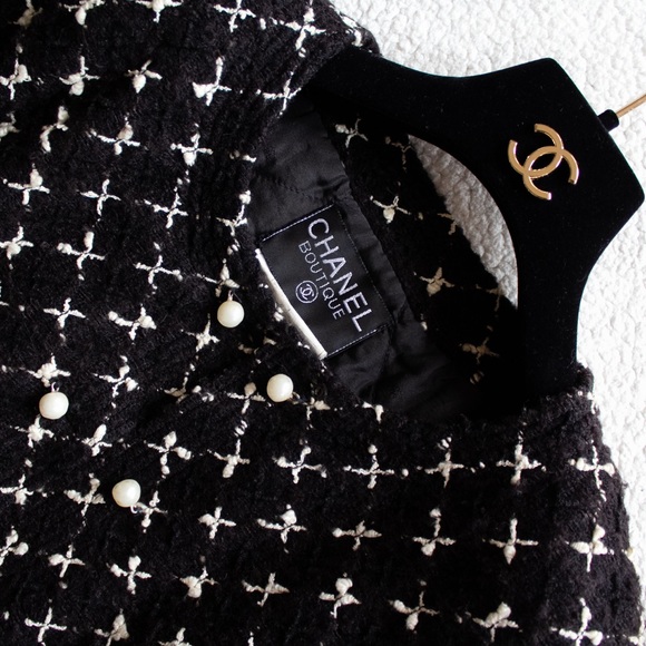 Rare Chanel Vintage 1983 Karl Black Jacket Suit - Picture 6 of 13